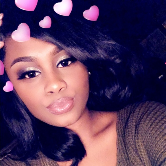 Heels and sweater crop top bundle - Picture 3 of 3